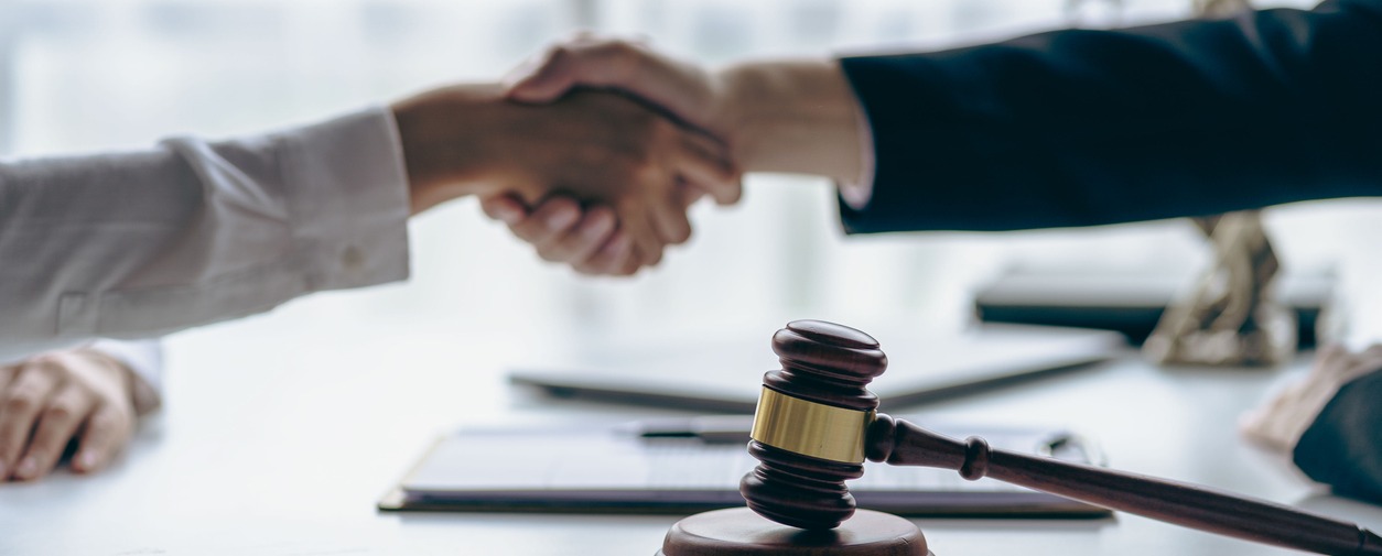 Understanding Your Rights The Benefits Of Retaining A Criminal Lawyer